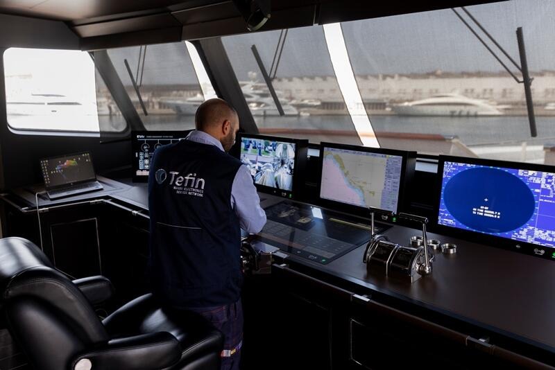 SHIPPING ITALY: 25 ANNI MA NON LI DIMOSTRA…